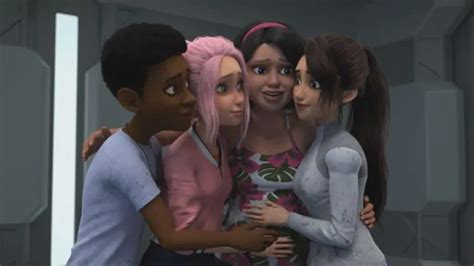 Jurassic World Camp Cretaceous Ends With Lesbian Kiss