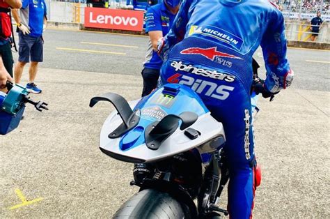 Segera Keluar Dari MotoGP Ini Alasan Suzuki Pasang Sayap Belakang Di