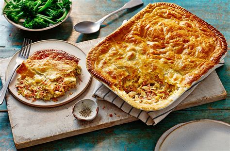 Creamy Chicken And Ham Hock Pie Recipe Pie Recipes Tesco Real Food