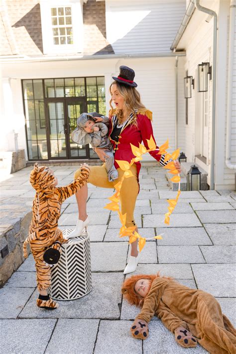 scary circus halloween costumes 4