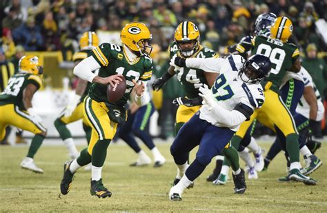 Seahawks Fall Victim To A Vintage Aaron Rodgers Performance