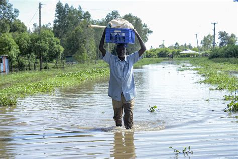 Kenya Floods Death Toll Rises Rights Group Says Government Response