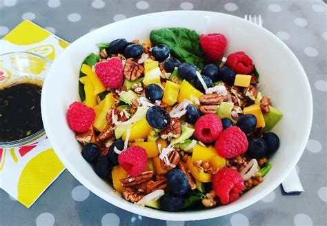 Salade Bl Dur Pacanes Et Petits Fruits Les Saveurs De Marie