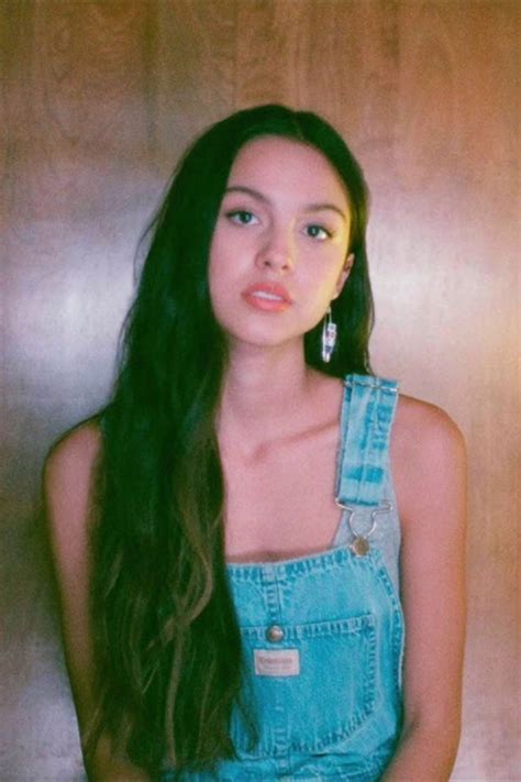 Olivia Rodrigo: saiba quem é a grande revelação do pop em 2021