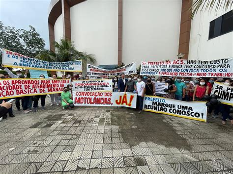 Rodrigo Guedes participa de manifestação aprovados no concurso da