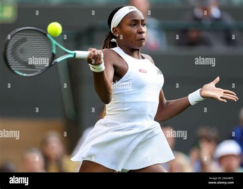 Coco gauff wimbledon 2023 hi-res stock photography and images - Alamy