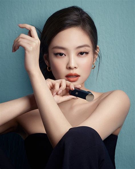 Blackpinks Jennie Boasts Of Her Captivating Beauty In A New Pictorial