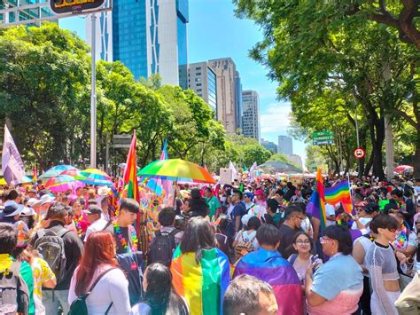 Metrobús CDMX on Twitter Hoy la CDMX se pinta de colores