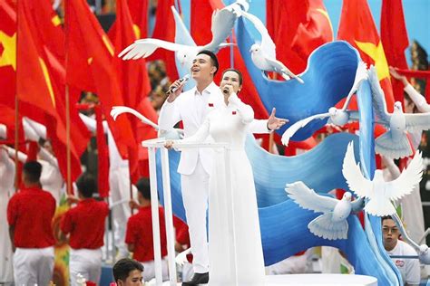 Toàn cảnh tranh cãi xoay quanh ca khúc 3 tỷ view hot nhất dịp 30 4 nhạc sĩ phải lên tiếng xin lỗi