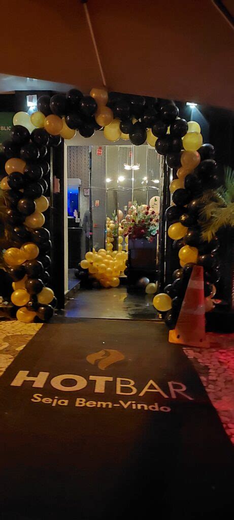 Fecharam A Hot Bar Curitiba Blog Marina E Marcio I Casal Liberal