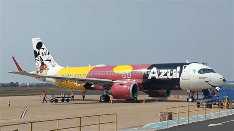 Pushback táxi e decolagem de um Airbus a320 neo da Azul PR YSH Mickey