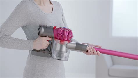 Support and How to Guides for Dyson V7™ Vacuum | Dyson Australia