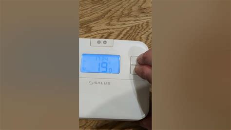 Turn Salus Thermostat On And Off The Easy Way Youtube