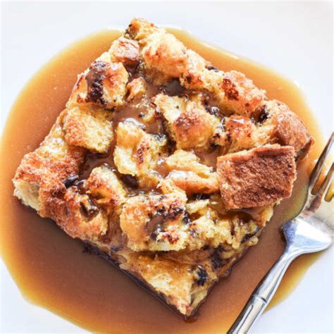 Panettone Bread Pudding (Easy Recipe) | Hello Little Home