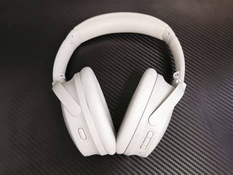 Bose QuietComfort 45 Review: Headphones for Work and Play | Man of Many