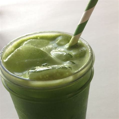 Green Juice Kale Romaine Spinach Cucumber Celery Parsley Lemon Green Apple Via Janell