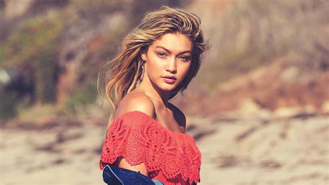 Gigi Hadid Hd Background Wallpaper 20851 Baltana