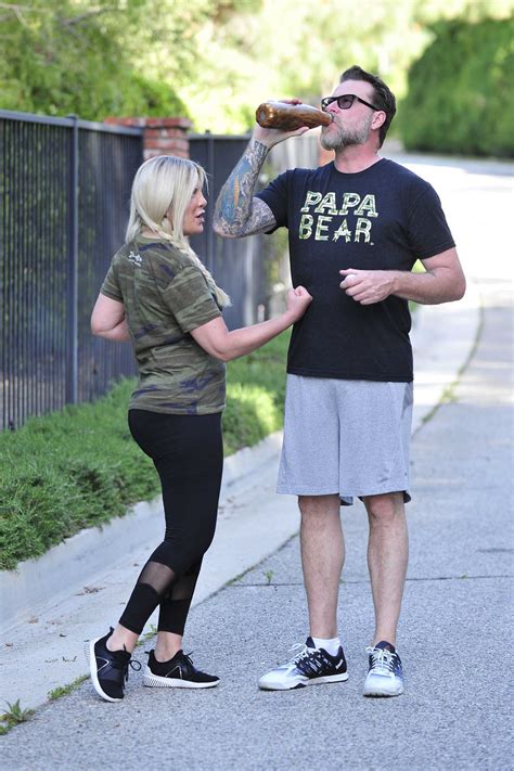 Tori Spelling Was Spotted With Her Husband Dean Mcdermott Out In Los Angeles 04 29 2018