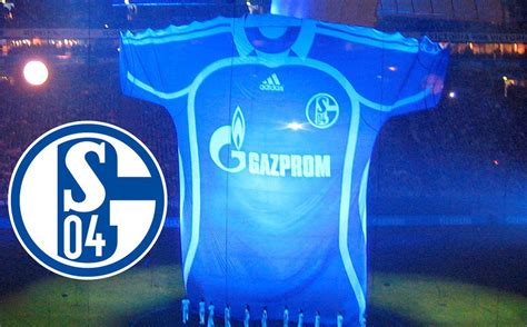 El Fc Schalke 04 Retira El Logotipo De Gazprom De Sus Camisetas Debido