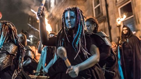 In Pictures Revellers Celebrate Samhuinn Fire Festival Bbc News