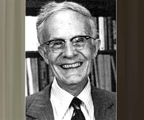 Theodore William Schultz Biography - Facts, Childhood, Family Life ...