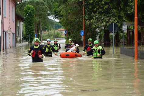 Alluvione Emilia Romagna Nuovi Allagamenti Ed Evacuazioni Comuni