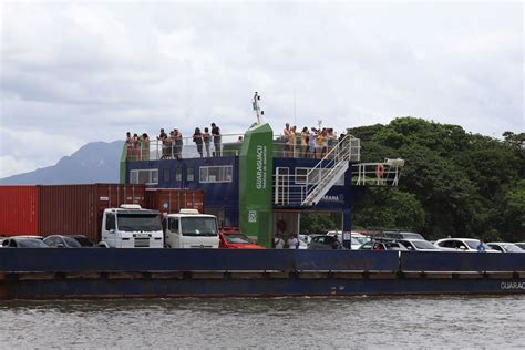 Ferry Boat Fila Sentido Caiob Guaratuba Tem Espera De H