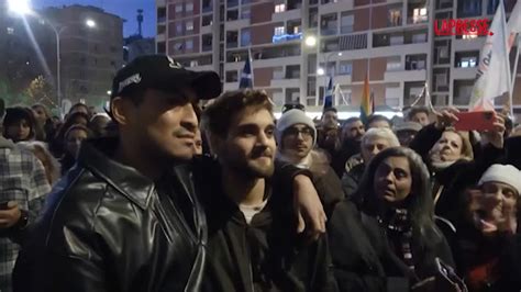 Video Roma Presidio In Solidariet Della Coppia Gay Aggredita A Capodanno Chi Ama Non Ha