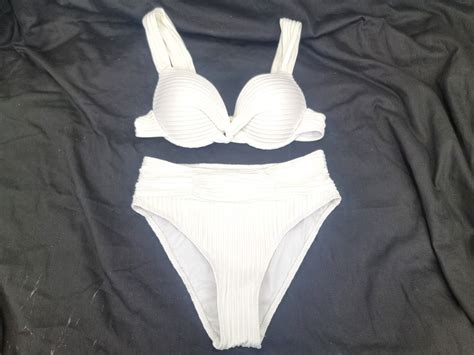 Bikini weiss neuwertig Neu gemäss Beschreibung in Urtenen Schönbühl für CHF mit