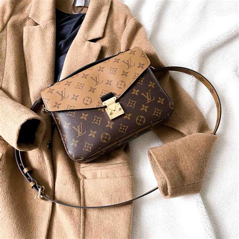 Is The Louis Vuitton Pochette Metis Discontinued Semashow