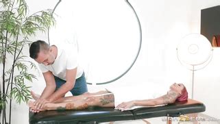 Busty Anna Bell Peaks Gets The Nice Massage From Keiran Lee Porn Movies 3Movs