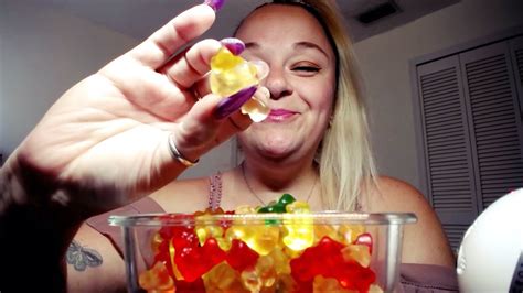 Asmr Eating 100 Gummy Bears 100 Subscriber Special Whispering Mouth Sounds Youtube