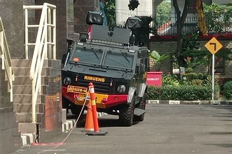 Mobil Rantis Brimob Kembali Siaga Di Bareskrim Polri Ada Apa Lagi