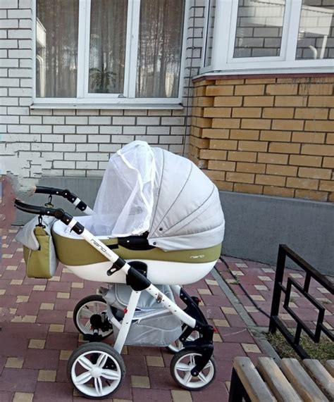 Коляска: два в одном: люлька и прогулочный блок. В хорошем состоянии ...