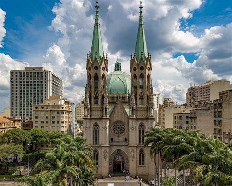 Desfrute De Brunches E Jantares Nicos Dentro Da Catedral Da S