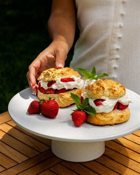 Strawberry Shortcake Biscuits An Easy Delicious Summer Recipe Lulus