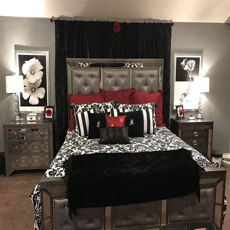 10+ Black And Red Bedroom Ideas – HomeDecorish