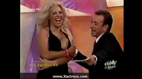 Descuidos En La Playa Search Xvideos