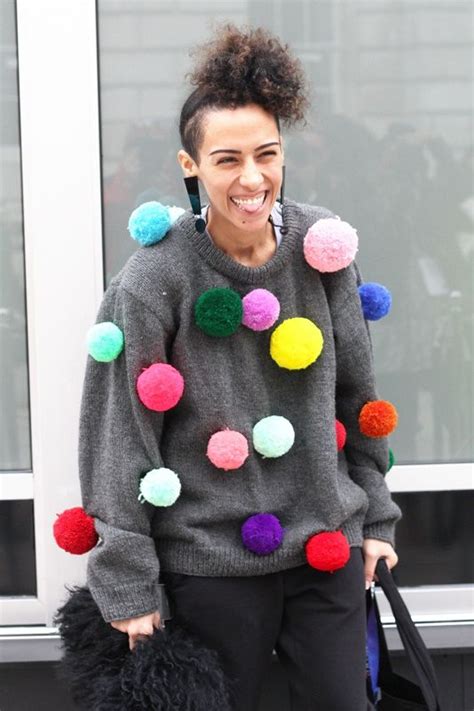 Свитер с помпонами (подборка) / Свитер или кардиган: вторая жизнь ...