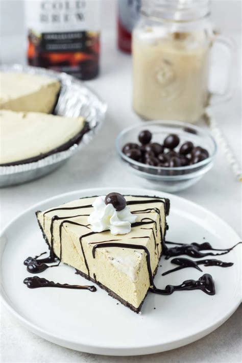 Creamy No-Bake Coffee Pie - Cooking With Carlee