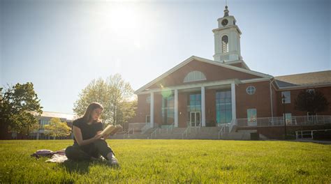 Undergraduate Admission - Visit Bentley | Bentley University