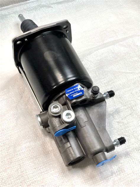 Пневмогидроусилитель сцепления (ПГУ) VG3356 ЛИАЗ Камаз-5460, 6450, 6520 ...