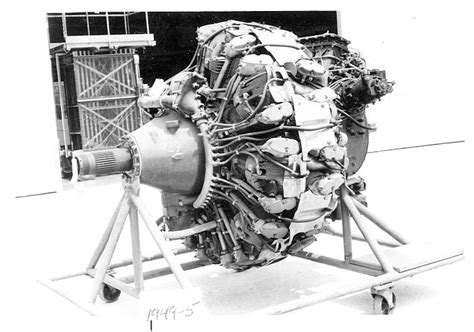 Engine Wright Cyclone R 3350 23 670c18ba3 2 Row Radial 18 Cutaway National Air And Space