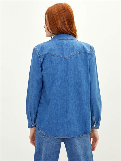 Джинсовая рубашка женская прямого кроя с длинным рукавом на пуговицах ...
