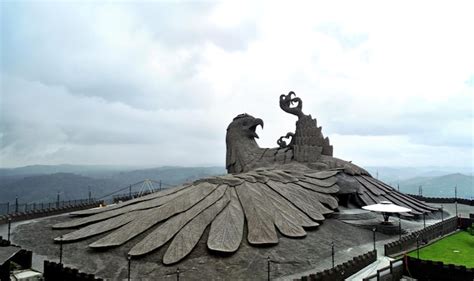 Visit Jatayu Statue Worlds Largest Bird Statue In Kerala India