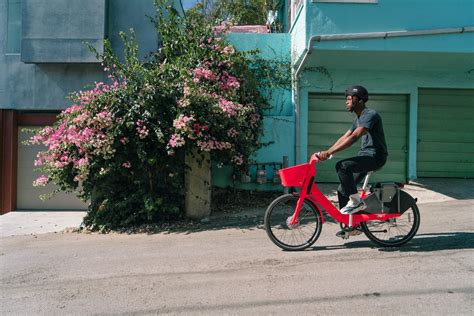 Muni schedule shifts impact thousands of San Francisco riders 17