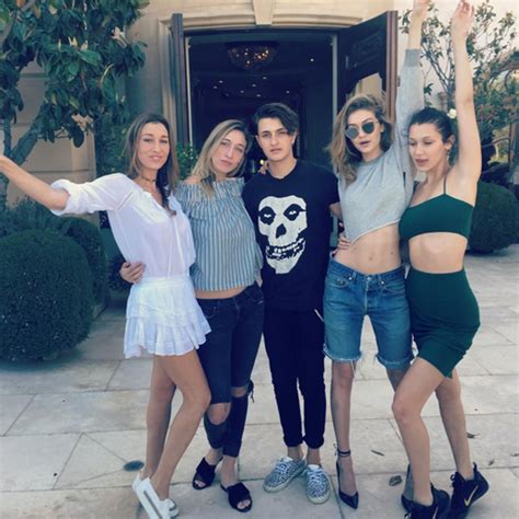 Gigi Hadid Birthday With Family Pictures April 2016 | POPSUGAR Celebrity