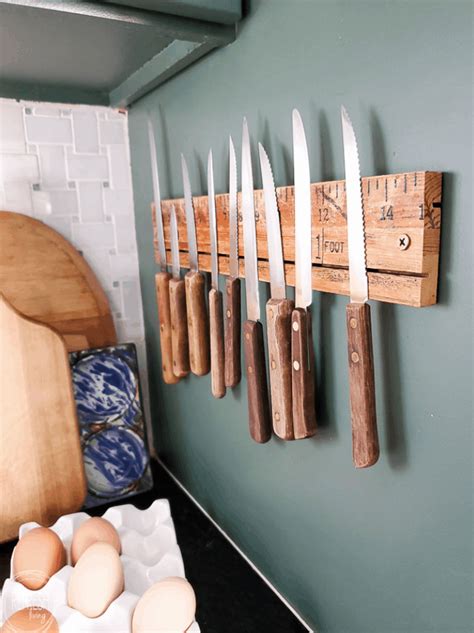 17 Homemade Magnetic Knife Holder Plans