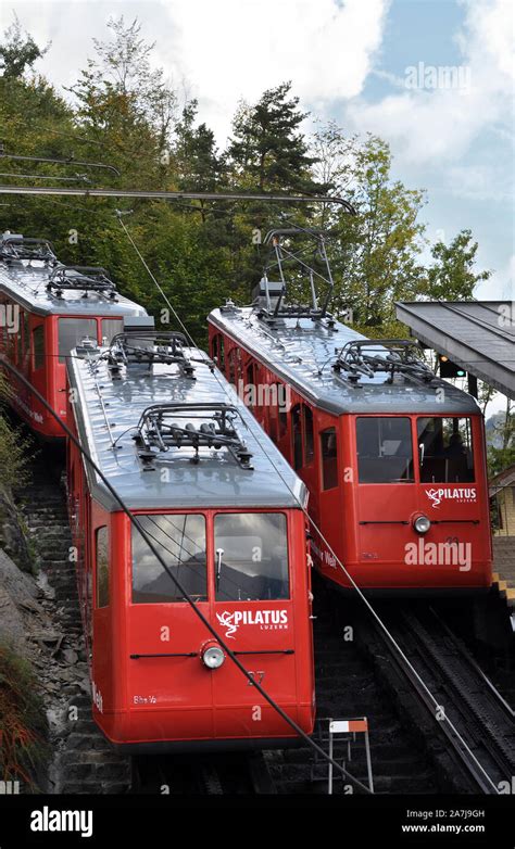 Pilatus Zahnradbahn Alpnachstad Luzern Schweiz Stockfotografie Alamy