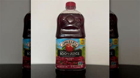 The 10 Best Cranberry Juice Brands, Ranked Worst To First